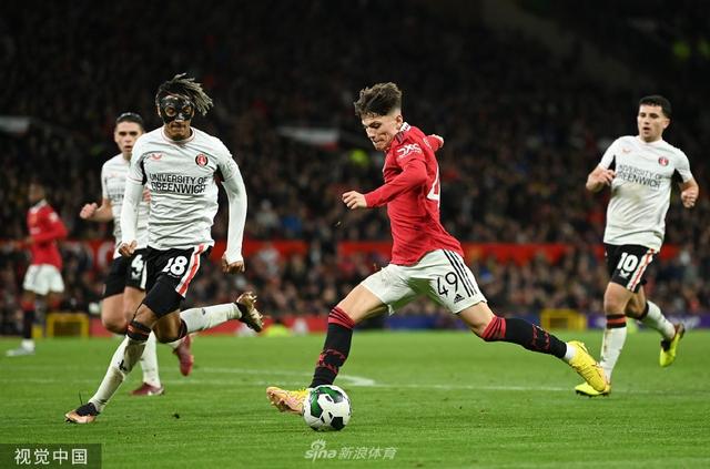 在地铁和公 在地铁和公